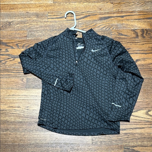 Nike Other - Nike Black Patterned Half-Zip Pullover